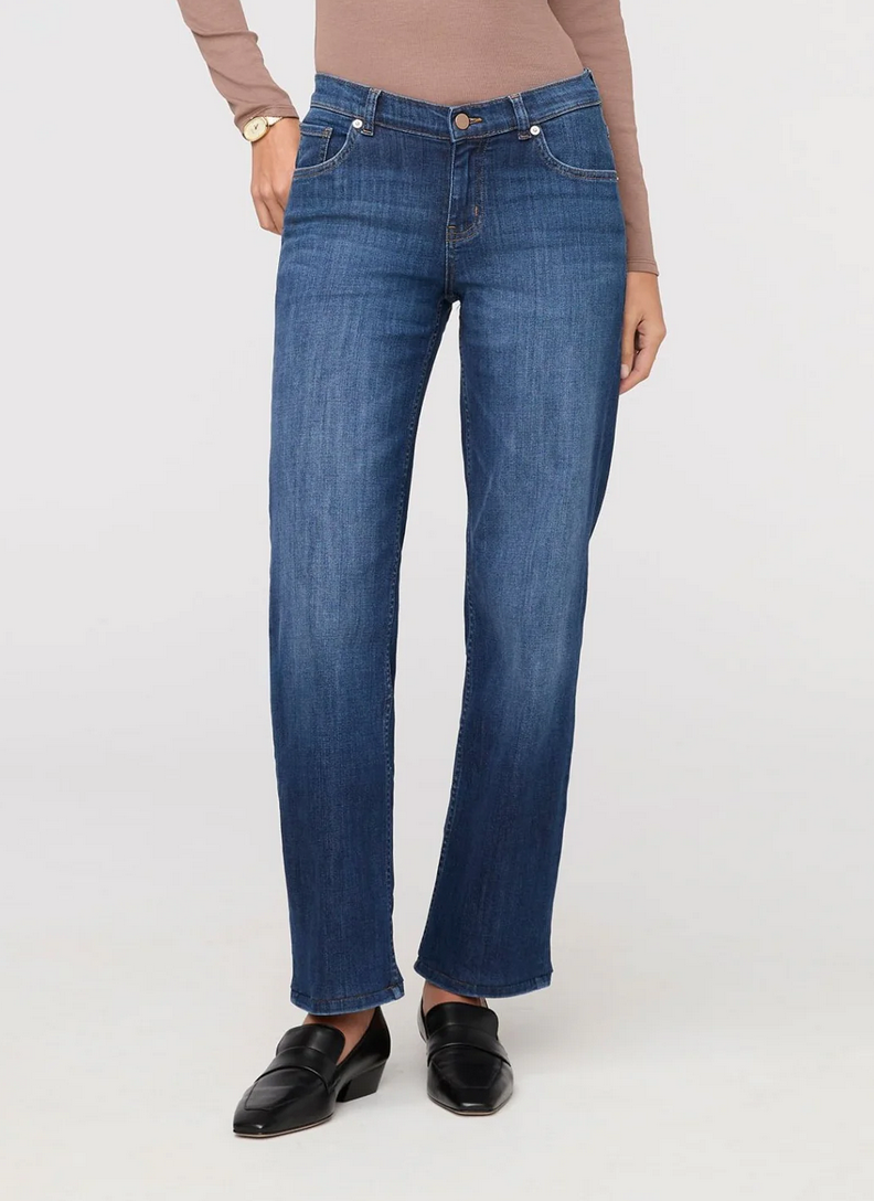 Performance Mid Rise Denim Straight