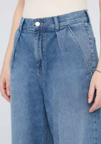Performance Denim Lite Pleated Pant