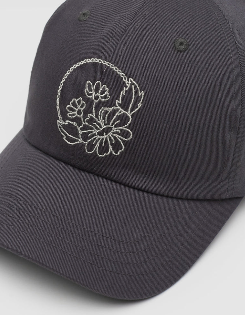 Daisy Embroidered Peak Hat