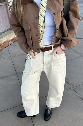 Minimalist Moxie Barrel Jean