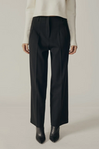 Gaura Pant