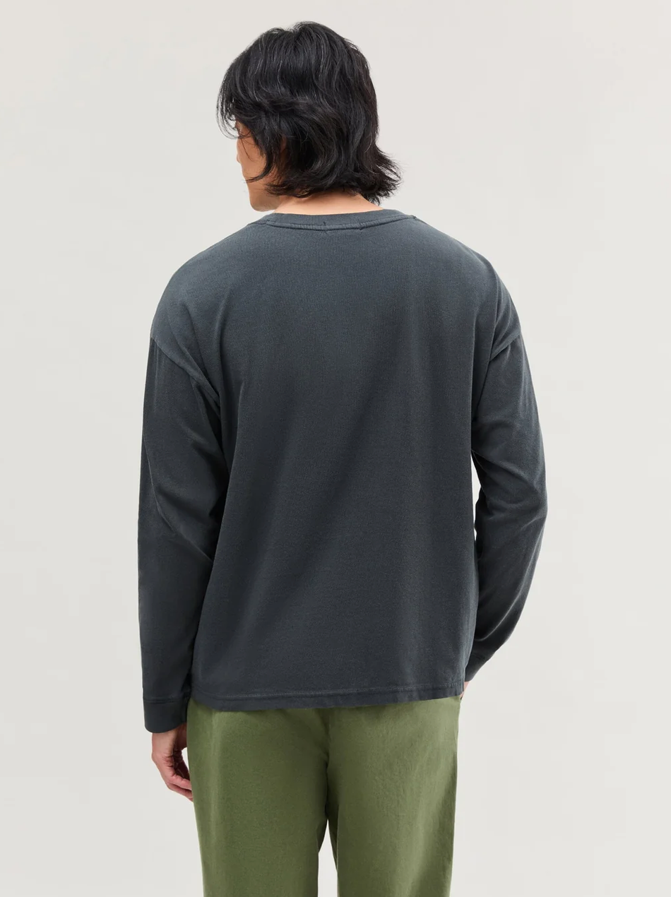 Relaxed Long Sleeve Tee