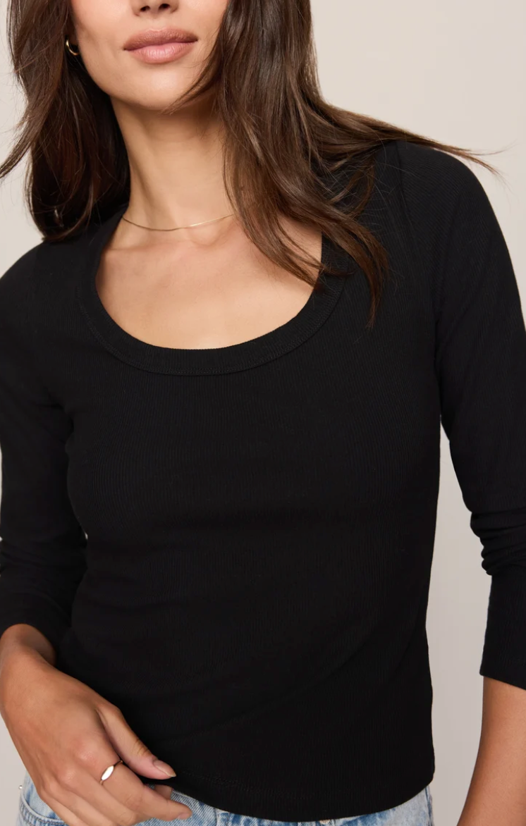 Grayson Scoop Long Sleeve