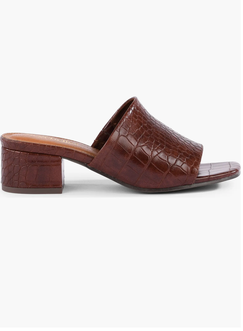Pepper Slide Sandal
