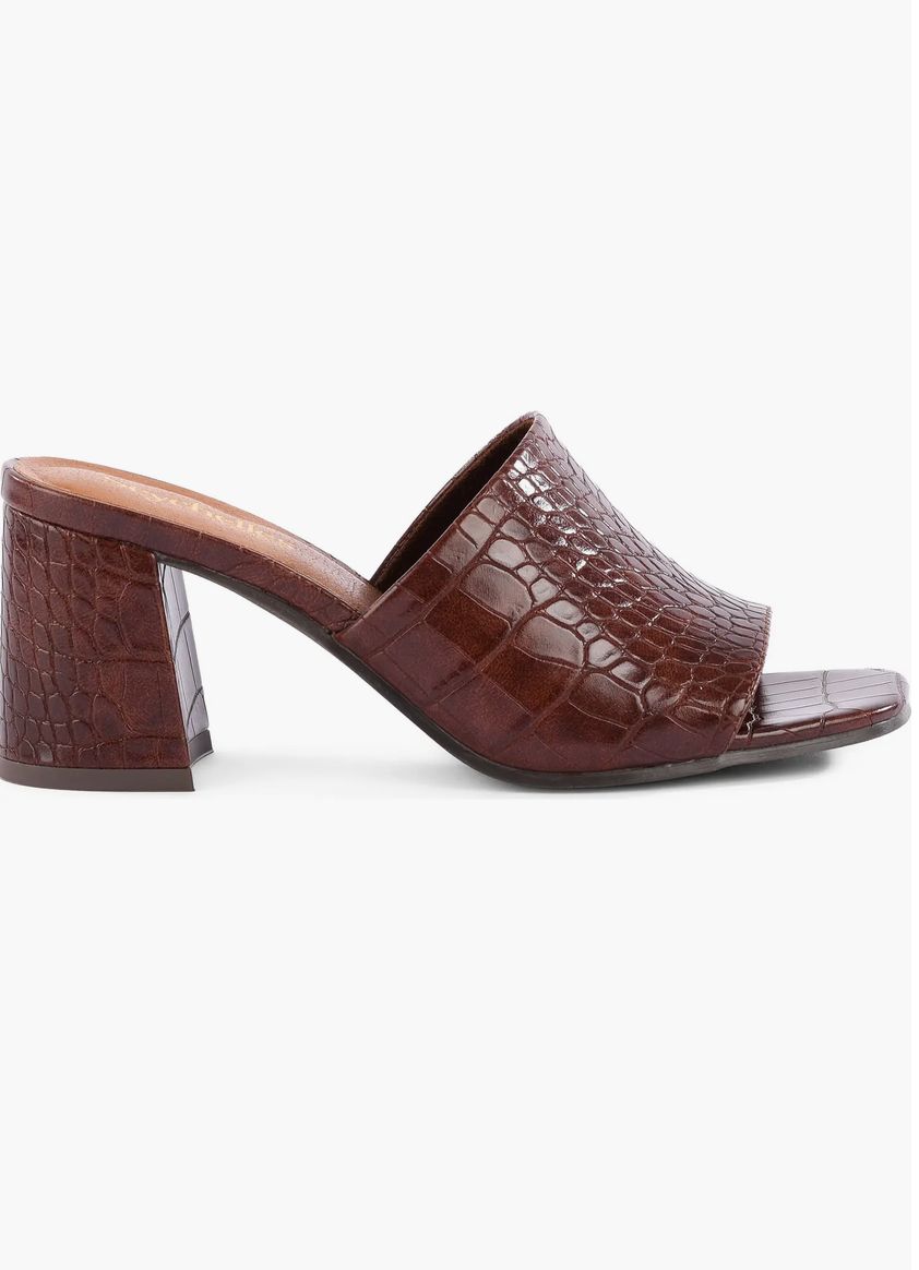 Adapt 3 Slide Sandal